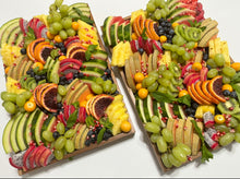 Load image into Gallery viewer, Fresh Fruit Platter
