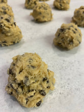 Load image into Gallery viewer, Chocolate Chip Cookies
