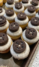 Load image into Gallery viewer, Miniature Cupcakes
