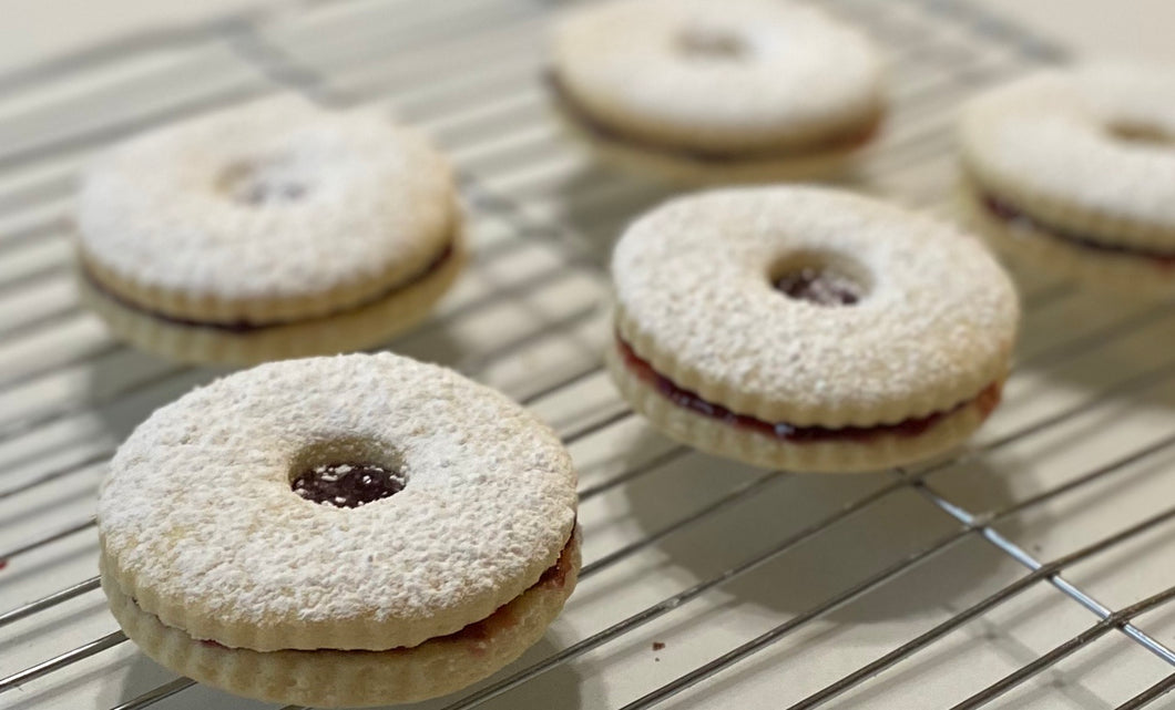 Linzer Cookies